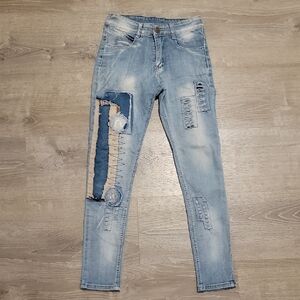 Stylish Light Blue Distressed Women's Skinny Jeans